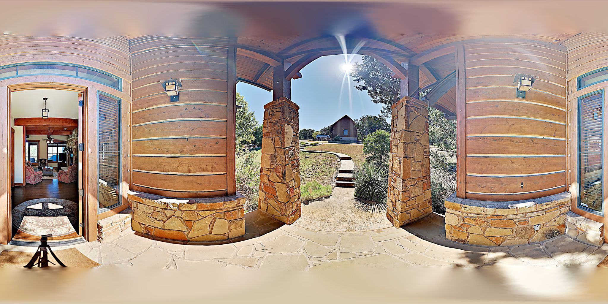 Rustic Cottage in The Hollows on one acre lot with 2 car garage Jonestown