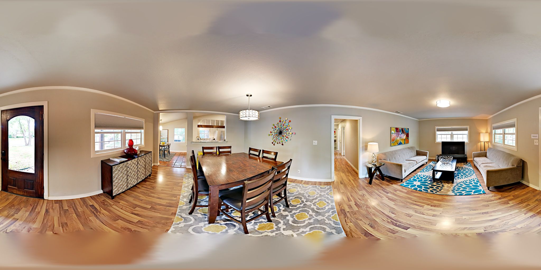 3BR/2BA Elegant House with Pool and Hot Tub in Tarrytown, Sleeps 8