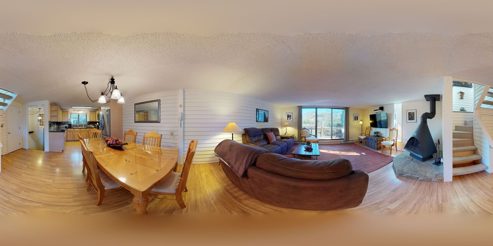 Get an immersive, 360-degree view of the layout and features of this property.