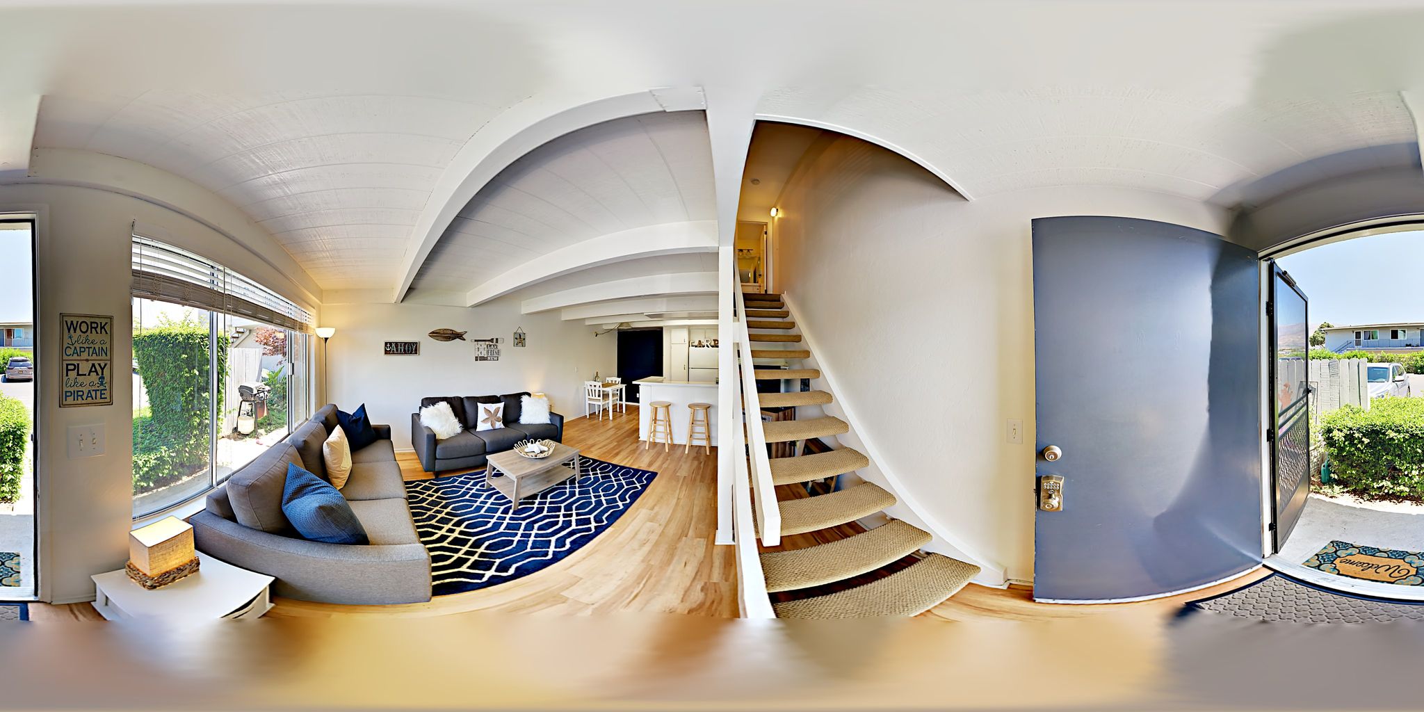 Tenha uma visão 360° das características e da divisão deste imóvel.